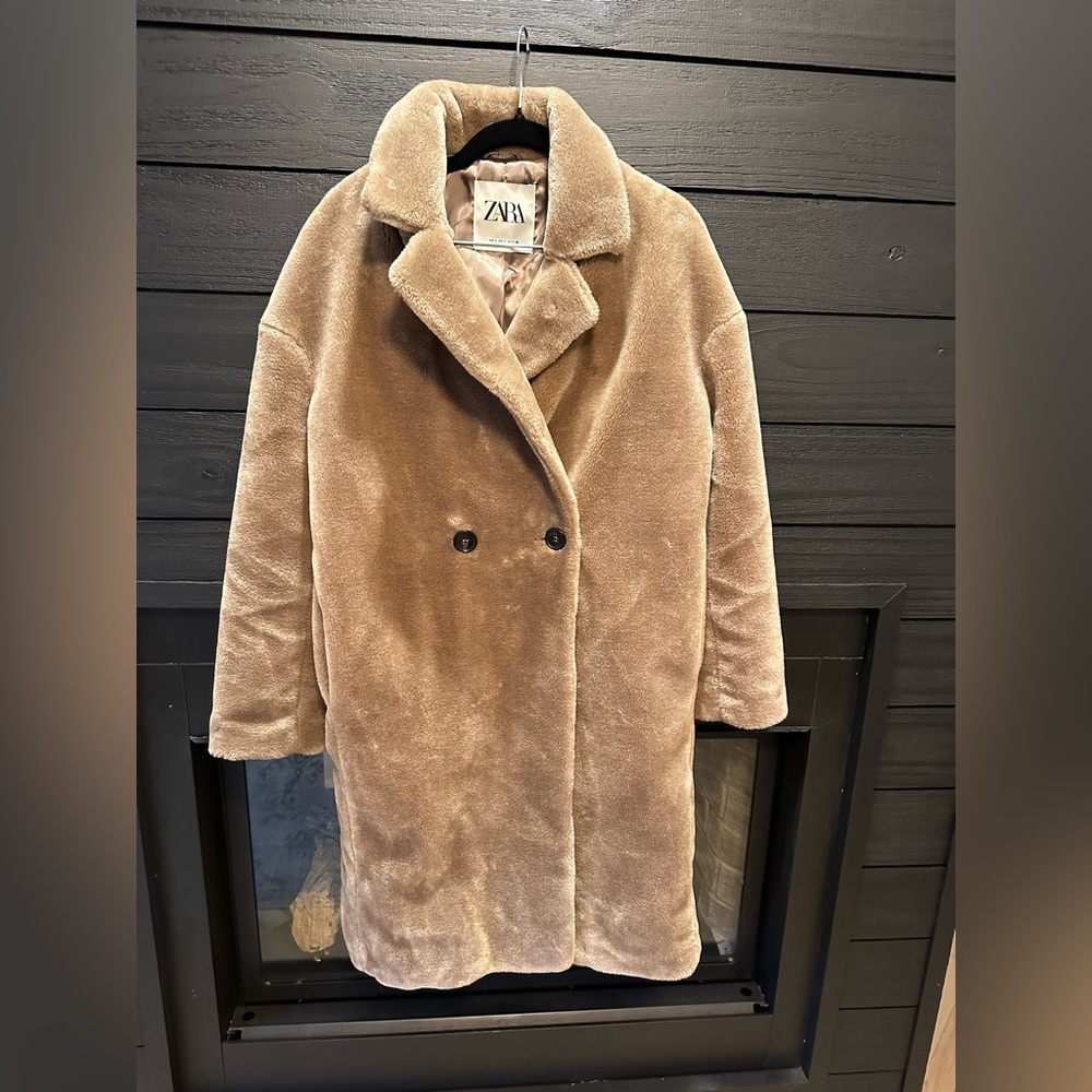 ZARA Camel Tan Faux Fur Coat Size Small
